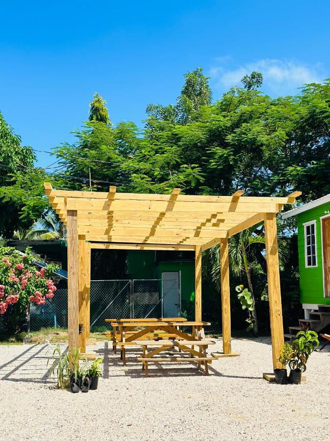 The Placencia Inn 외부 사진