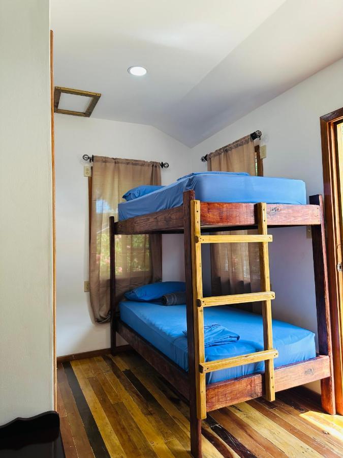 The Placencia Inn 외부 사진